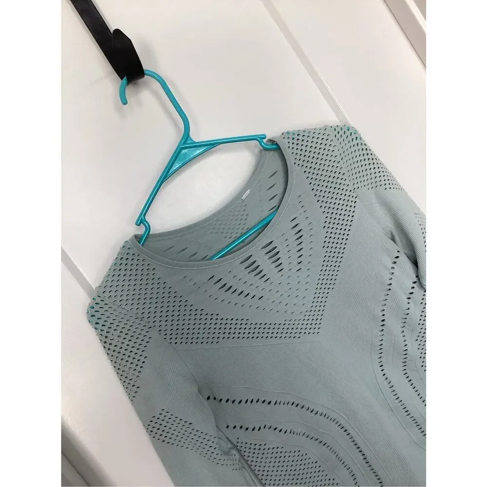 Alo Yoga Sage Green Lark Long Sleeve Top - Women's size Small